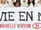 Prendre main… tout monde mérite bonheur