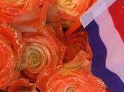 Hollande fête footballeurs avec fleurs