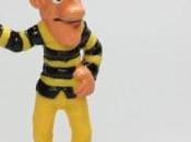 bonnet rouge tenue rayée rigueur