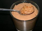 Mousse chocolat lait praliné noix