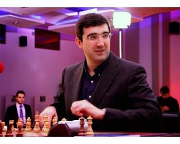 Kramnik sacrifie une tour et gagne