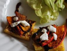 Carrés polenta croustillants potimarron rôti