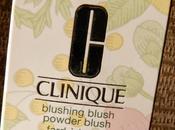 Blushing Blush Powder chez Clinique