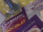 Lundi avec Alice Zaza livres dans cuisine