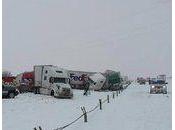 Impressionnant carambolage camions dans Wyoming