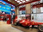 Installation magasin Ferrari animé LIGHTWARE