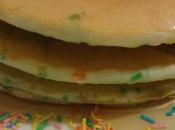Crêpes vermicelles colorées funfetti pancakes panqueques grageas colores
