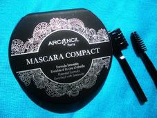 Sublimer cils sourcils avec Mascara Compact Arcancil Paris