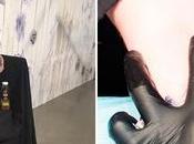 Whole Glory passez votre bras dans trou pour obtenir tatouage l’aveugle