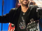 Ringo Starr vend tout premier exemplaire White Album