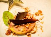 Foie gras, caramel salé noisettes pétales chocolat