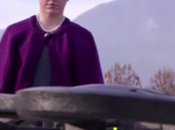 Impressionnant elle arrive piloter drone avec pensée