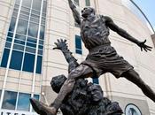 joueurs immortalisés statues