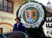 Grand défilé chasseurs alpins Mittenwald. Großer Festzug Gebirgschützen