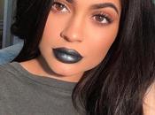 black lipstick c'est fantastique...