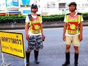 Inondations Bangkok 2016, nouvelles tenues pour police (vidéo)