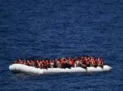 Italie millier migrants sauvés dans détroit Sicile