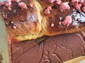 Brioche comme boulanger, éclats Pralines rose
