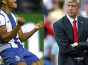 Brahimi vers Arsenal