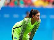 Hope Solo, gardienne mise placard pendant mois