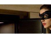 Anne Hathaway veut renfiler costume Catwoman