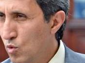 Amir Khadir s’attaque Apple