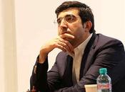 Suivez tournoi d'échecs Mémorial vidéo