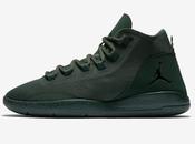 Jordan Reveal Triple Black