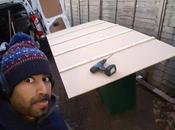 Pour femme, construit calendrier l’Avent géant avec cadeaux