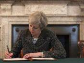Grande-Bretagne enclenche Brexit