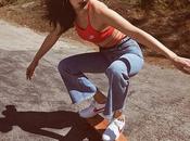 Bella Hadid célèbre Nike Cortez skateboard
