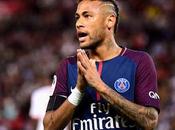 Choc joueur cadre Barcelone démonte Neymar pièce