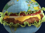 Comment médias pollueurs travaillent main dans