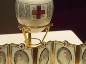 Pâques Kitch international Croix-Rouge signé Fabergé…