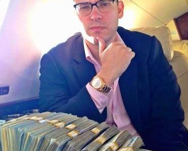 Le millionnaire Tim Sykes partage ses astuces pour devenir riche tout en voyageant
