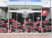 shop atmos présente exposition Love Nike”