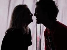 bonnes raisons faire l’amour lumière allumée