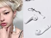 Pour plus perde, elle transforme AirPods boucles d’oreilles