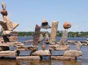 stone balancing l’art d’empiler cailloux choux genoux