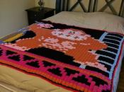 Cette grand-mère tricote couvertures dédiées retrogaming