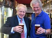 News bière patron Wetherspoon, Martin, promet réduire prix niveau incroyablement nous tenons Brexit d'ici octobre Houblon