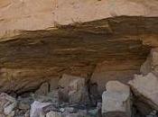 ancienne grotte remplie peintures rupestres vieilles 10000 découverte Egypte