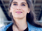 Marina Rollman femmes volant...