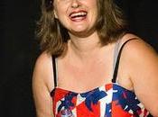 Elodie Poux projette dans futur