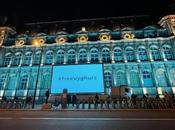 Paris s’éclaire soir cette journée mobilisation internationale.