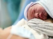 GROSSESSE COVID transmission mère bébé rare mais possible