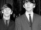 jeune trois connaît Beatles”.