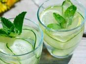 Boisson désaltérante lors canicule limonade détox concombre, citron menthe.