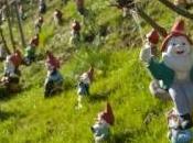 nain jardin volé, photographié quatre coins monde rendu propriétaire photos)