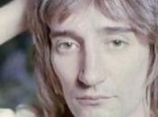 George Harrison déclaré Stewart avait cerveau aussi “petit qu’une bille”.